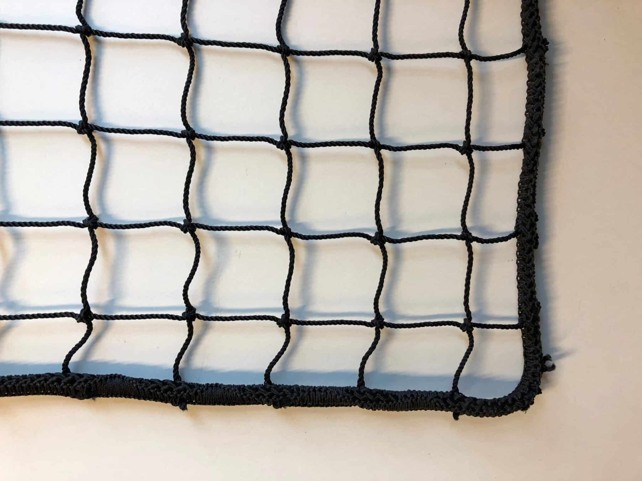 Hockeynät 1mm svart nylon 40mm, kantsytt - Bild 1